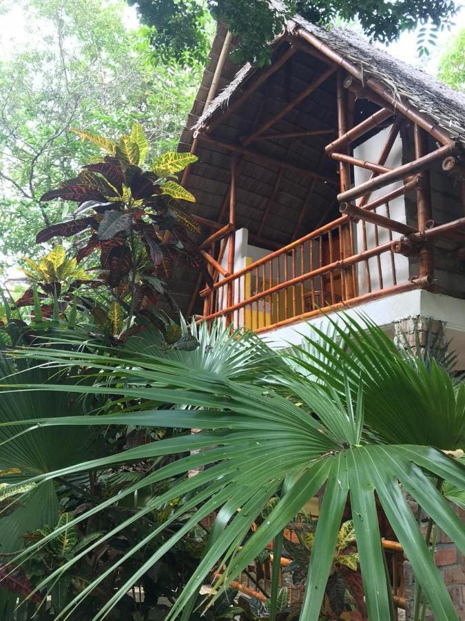 Mangga Lodge Бира Экстерьер фото